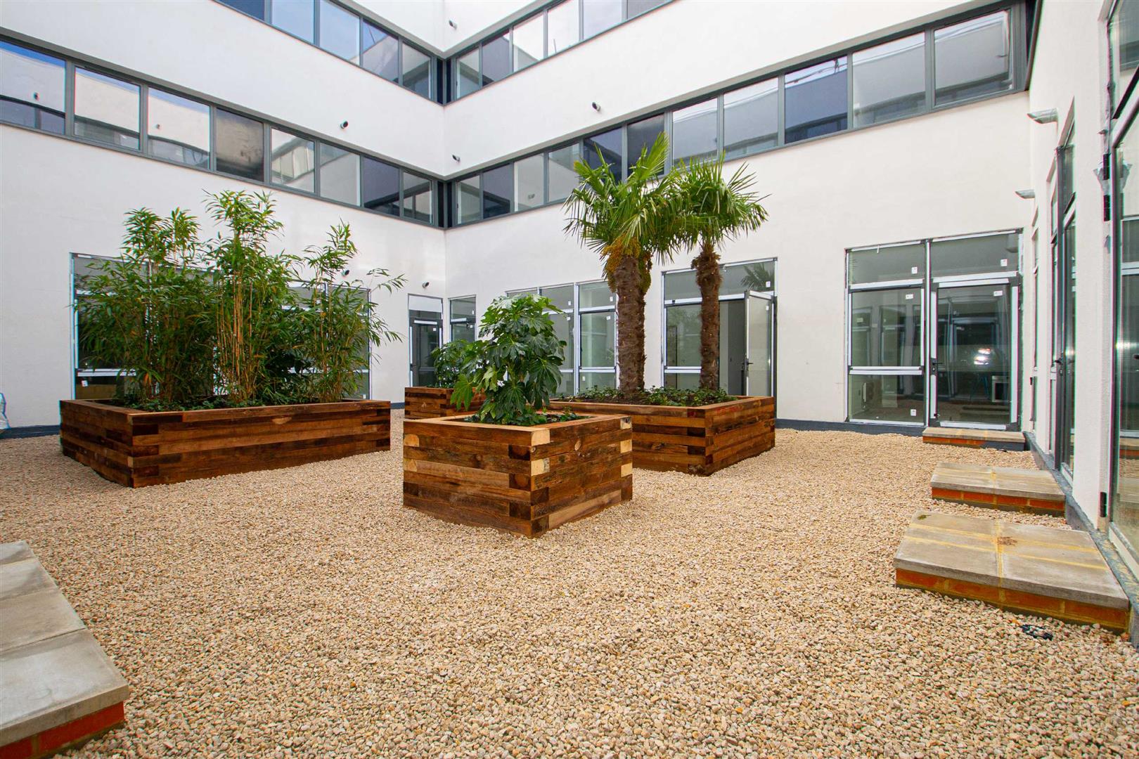 1 bed property in 2 Foxhunter Drive, Milton Keynes